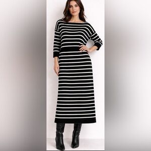 Black and White Striped Flattering & Classic Sweater Top & Bottom Large